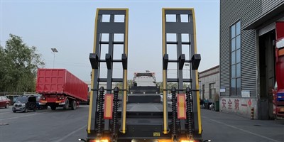 40 meter låg säng trailer